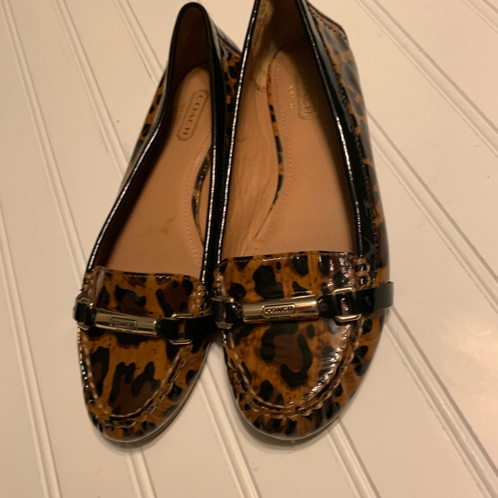 ⭐️⭐️Coach Patent Leather Cheetah Print Berdina flats⭐️⭐️ - Picture 7 of 8